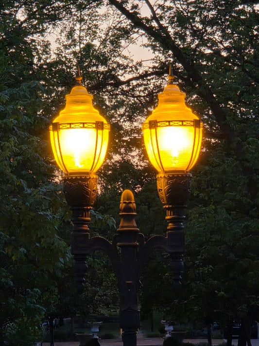 Dayton Lane Twin Lamps | Hamilton Ohio Free Digital Art Download